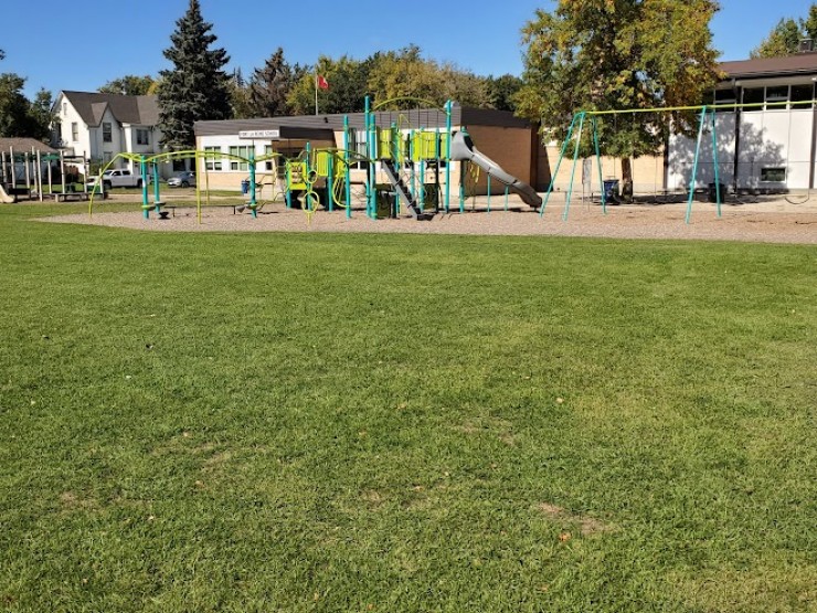 Fort la Reine School Playground